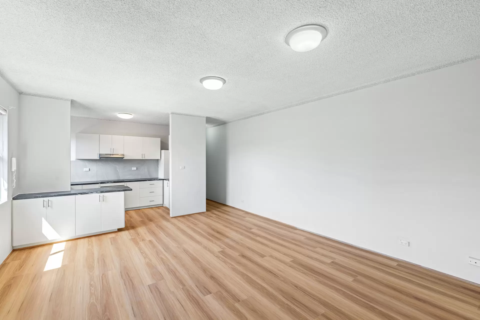 17/40 Fourth Avenue, Campsie Leased by ArthurJames Real Estate (formerly Robert R. Andrews) - image 1