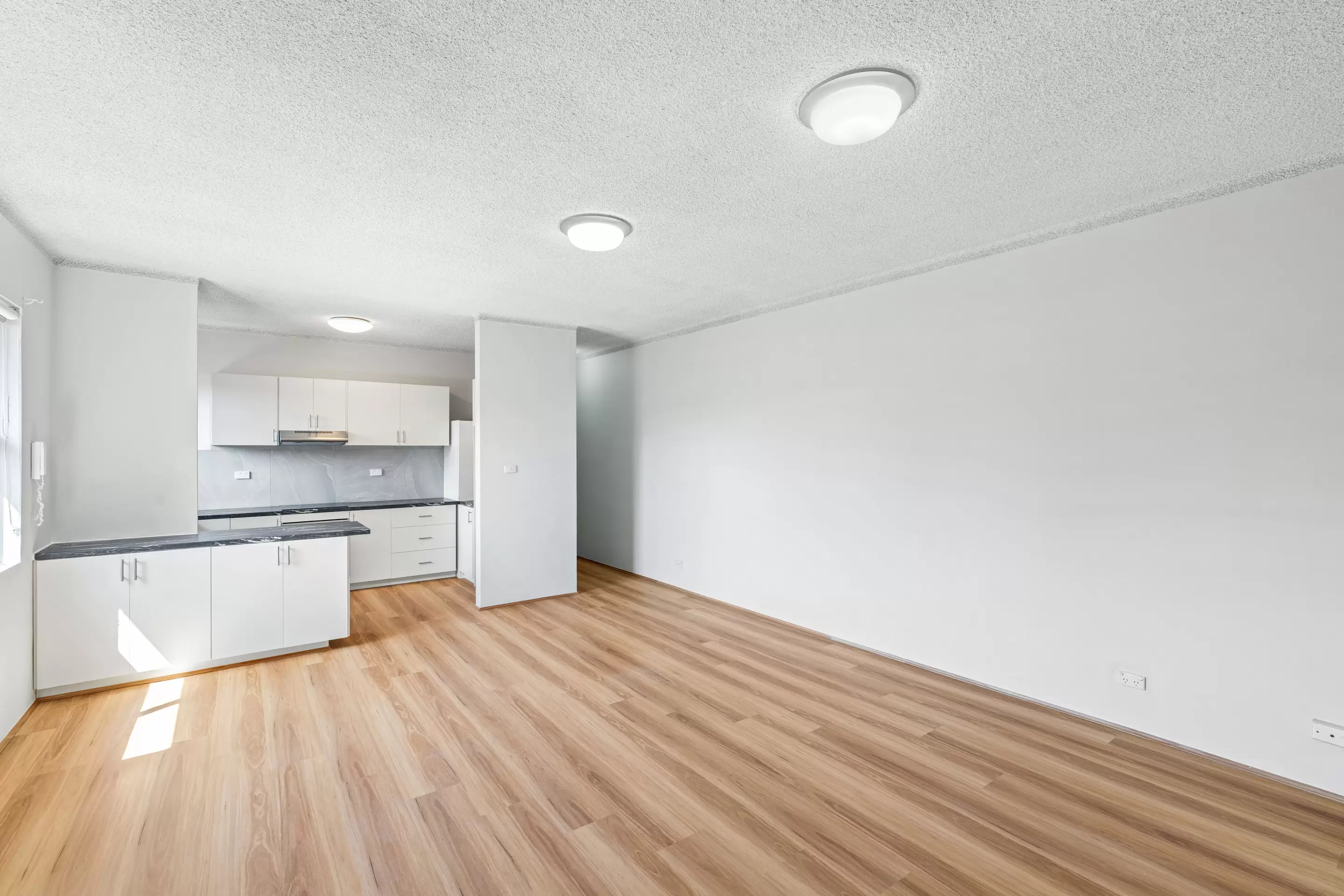 17/40 Fourth Avenue, Campsie Leased by ArthurJames Real Estate (formerly Robert R. Andrews) - image 2