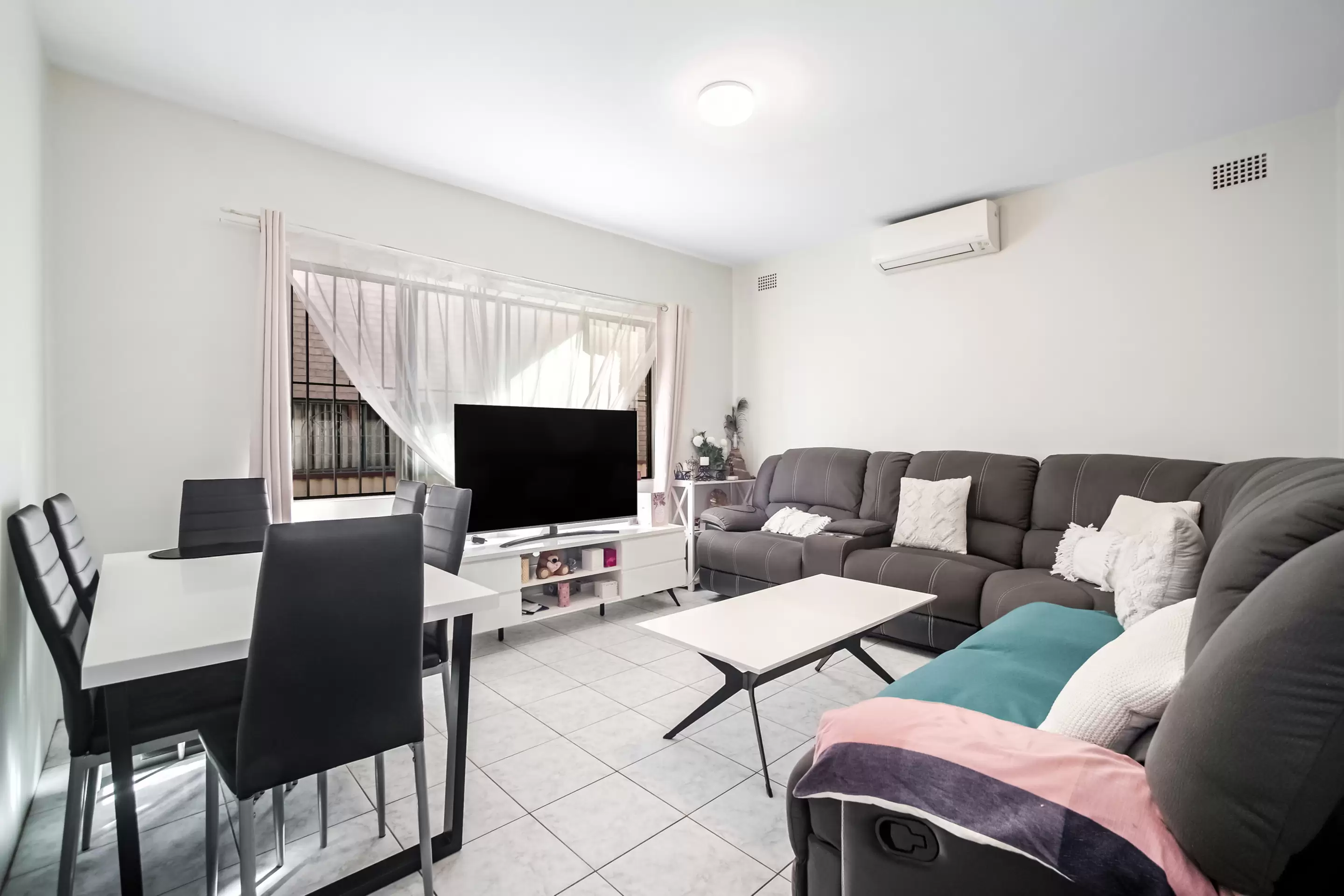 11/37-39 Loch, Campsie Sold by ArthurJames Real Estate (formerly Robert R. Andrews) - image 3