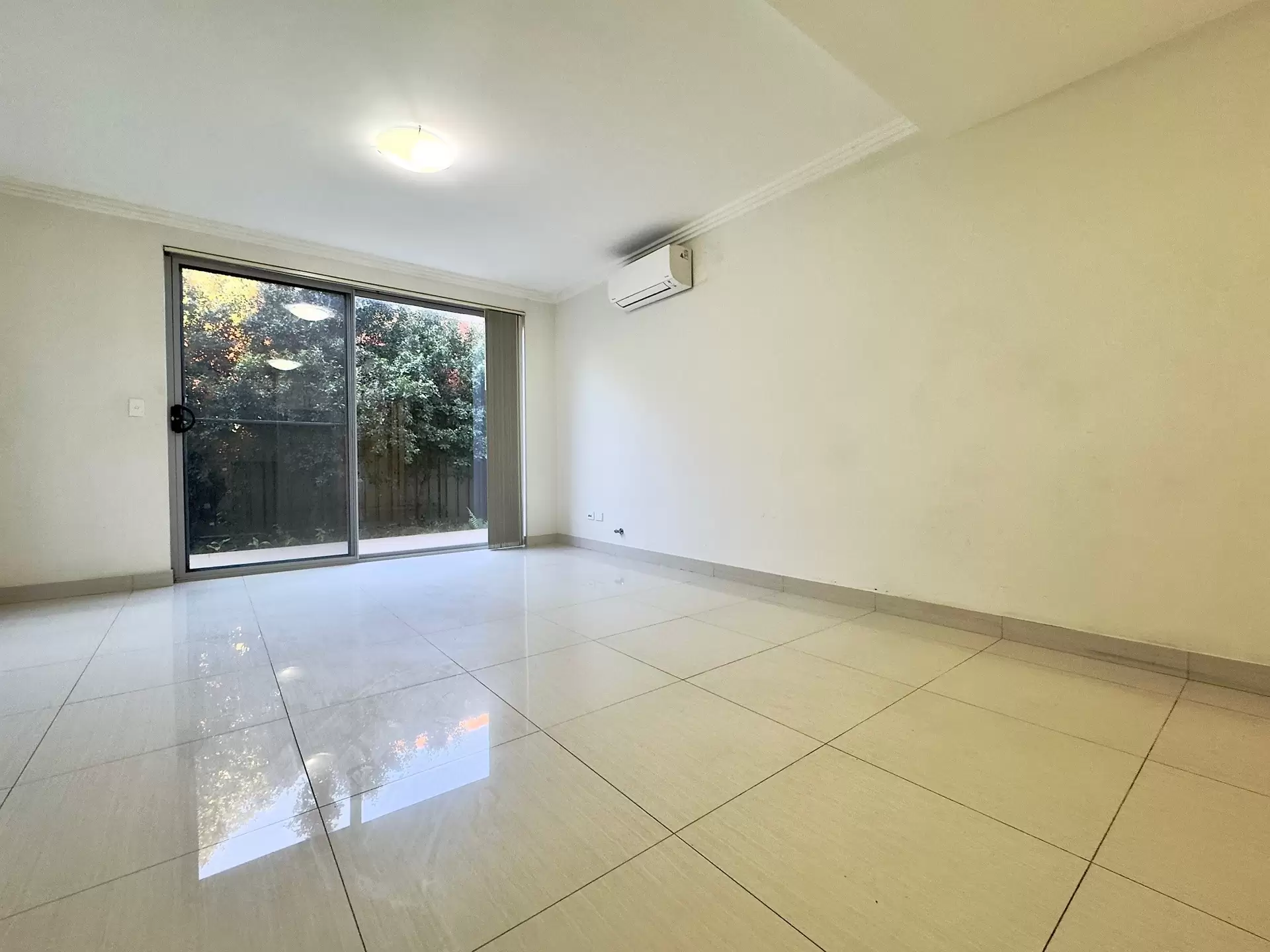 1/45-47 Fifth Avenue, Campsie Leased by ArthurJames Real Estate (formerly Robert R. Andrews) - image 1