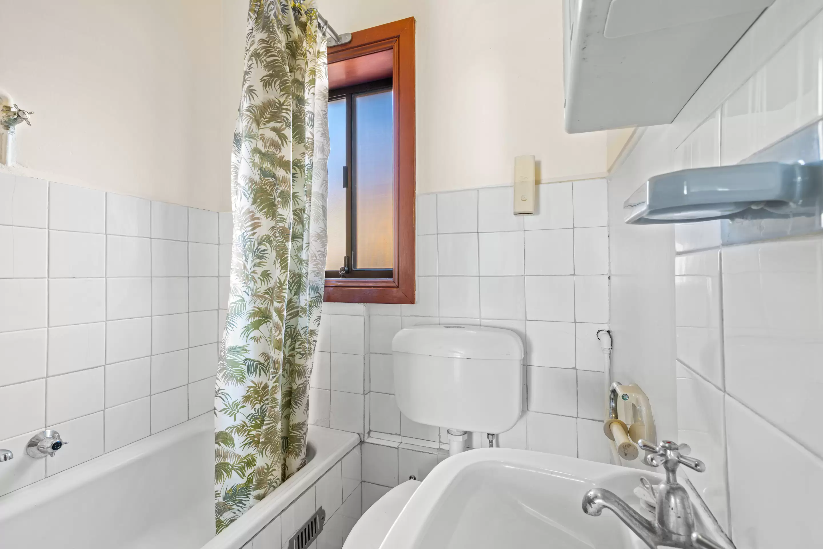 33 Third Avenue, Campsie Leased by ArthurJames Real Estate (formerly Robert R. Andrews) - image 6