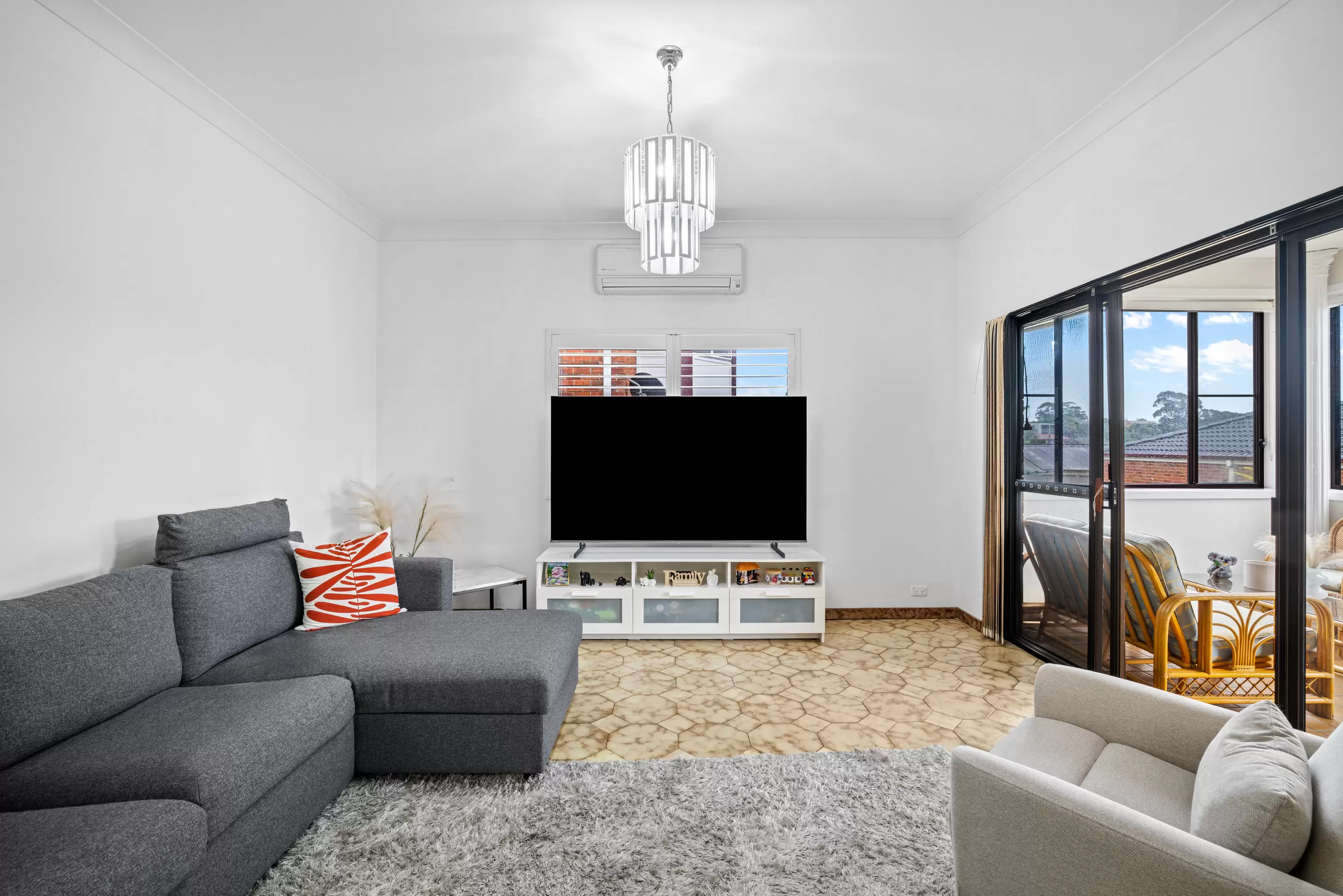 66 Lily Street, Hurstville Auction by ArthurJames Real Estate (formerly Robert R. Andrews) - image 8