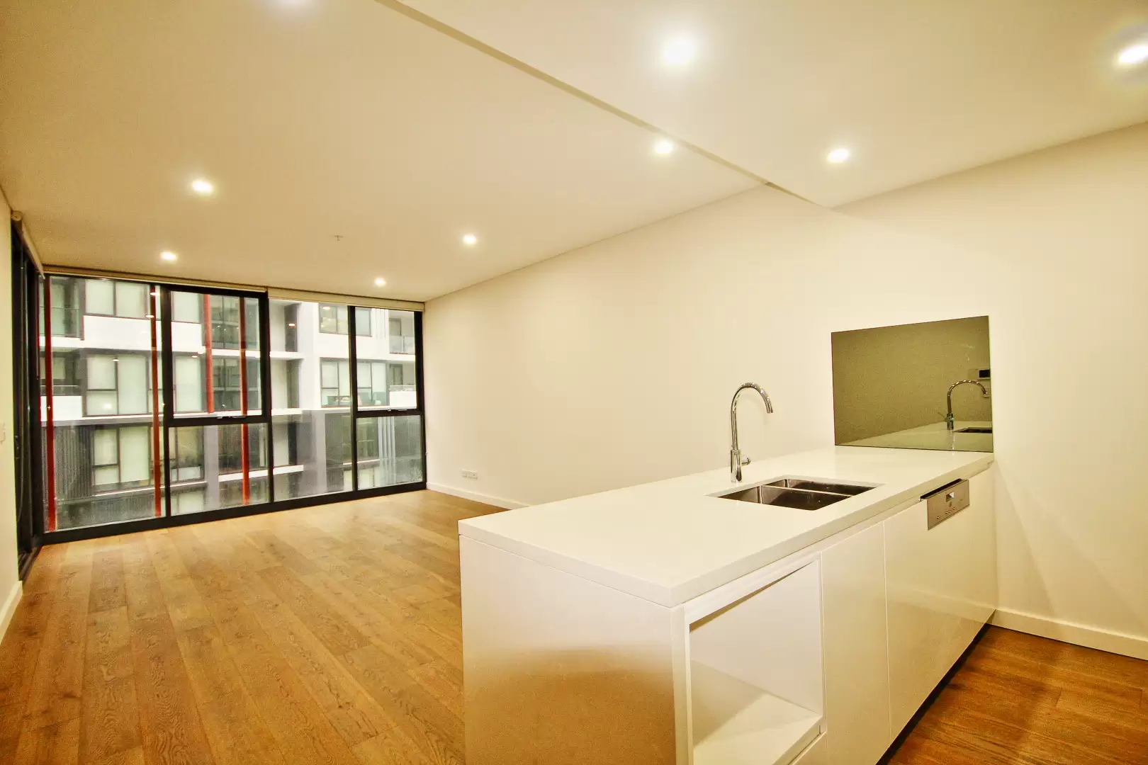 407/11 Garrigarrang Avenue, Kogarah Leased by ArthurJames Real Estate (formerly Robert R. Andrews) - image 3