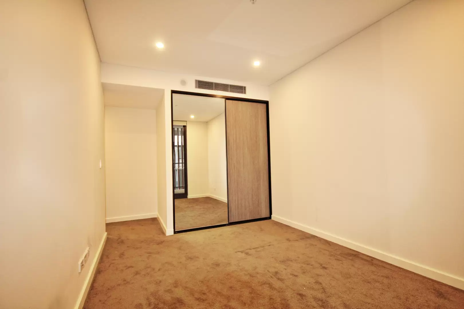 407/11 Garrigarrang Avenue, Kogarah Leased by ArthurJames Real Estate (formerly Robert R. Andrews) - image 6